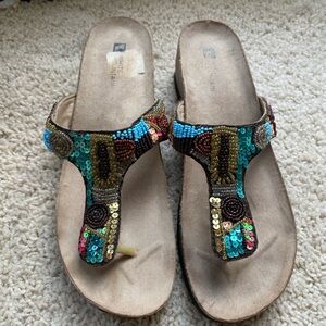 Woman sandal size 8